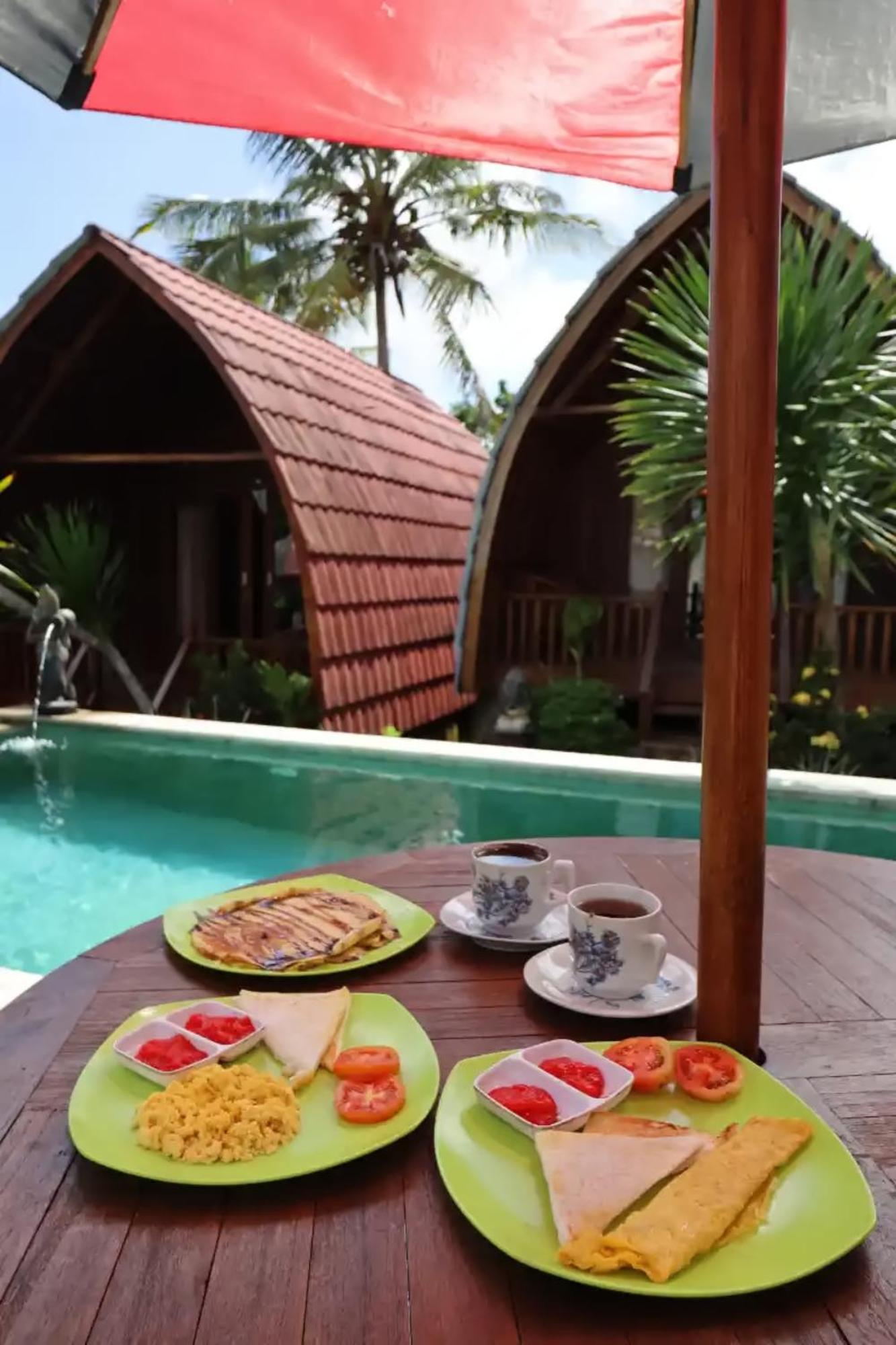 Dnr Lumbung Garden Hotell Toyapakeh Exteriör bild