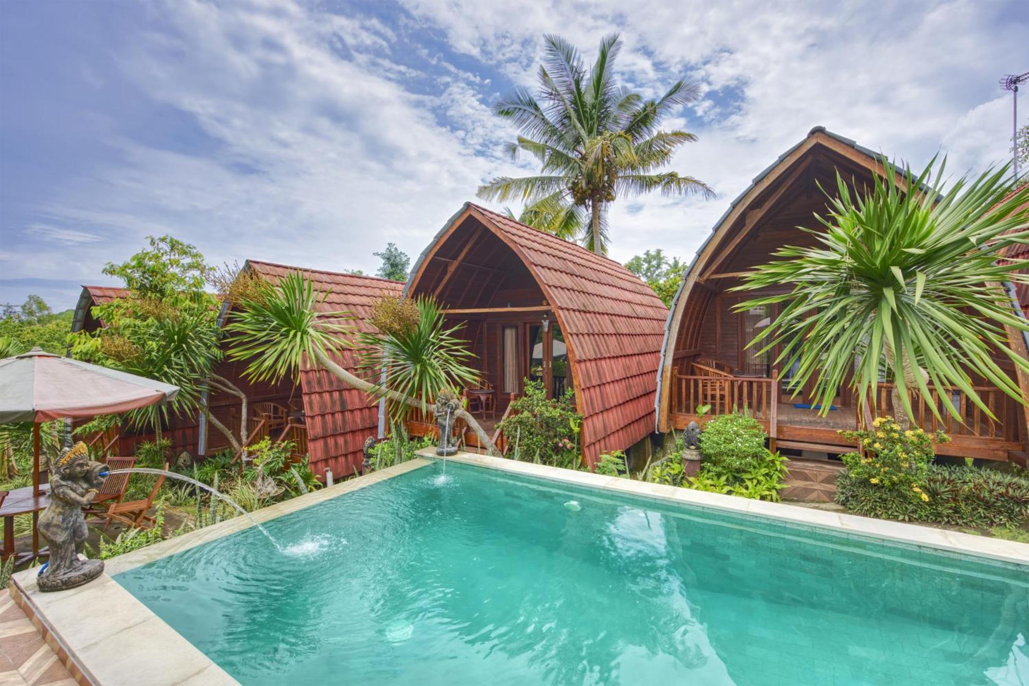 Dnr Lumbung Garden Hotell Toyapakeh Exteriör bild