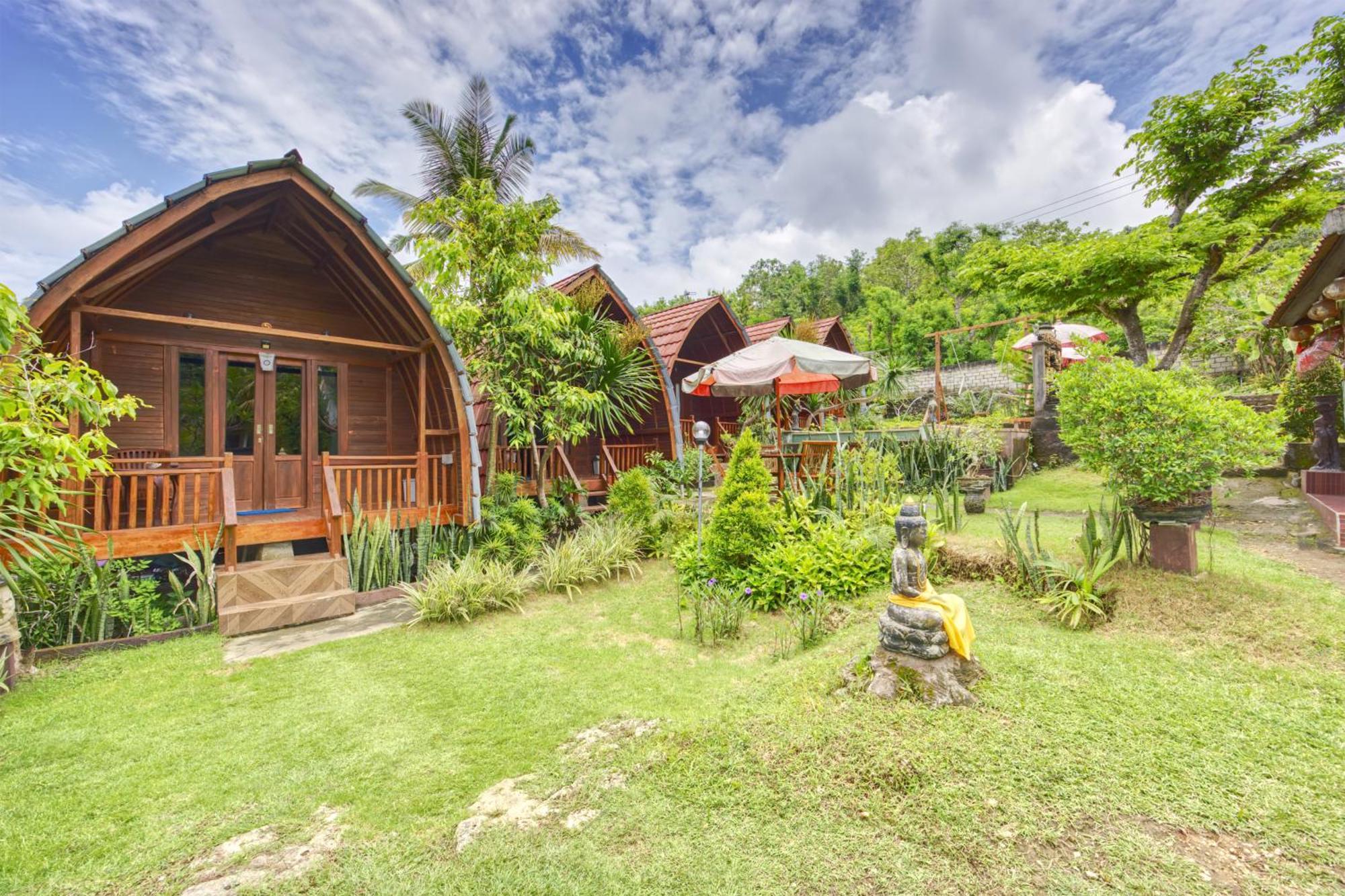 Dnr Lumbung Garden Hotell Toyapakeh Exteriör bild