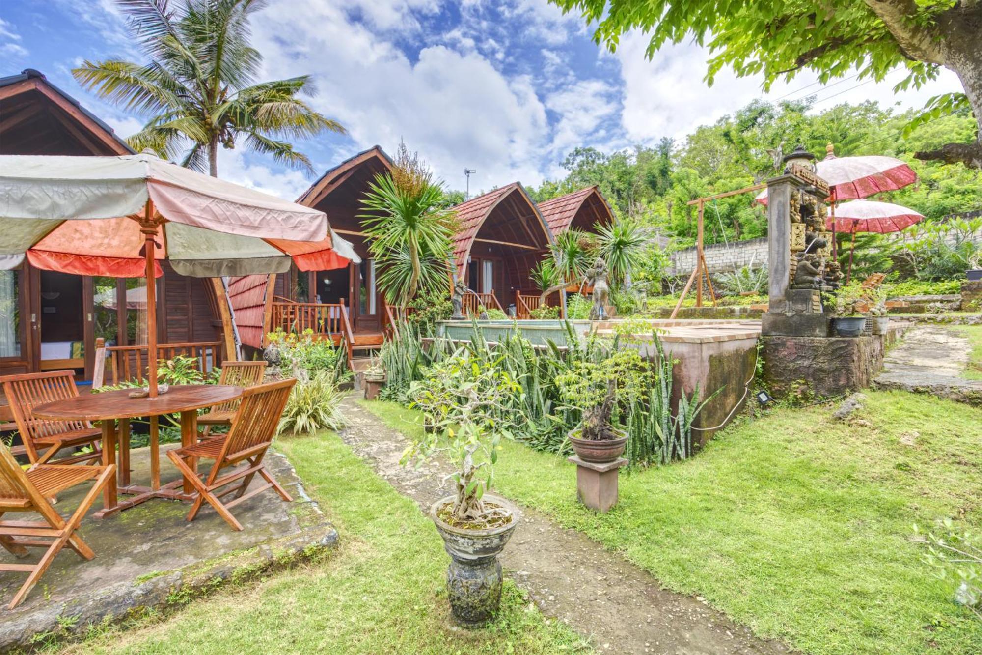 Dnr Lumbung Garden Hotell Toyapakeh Exteriör bild